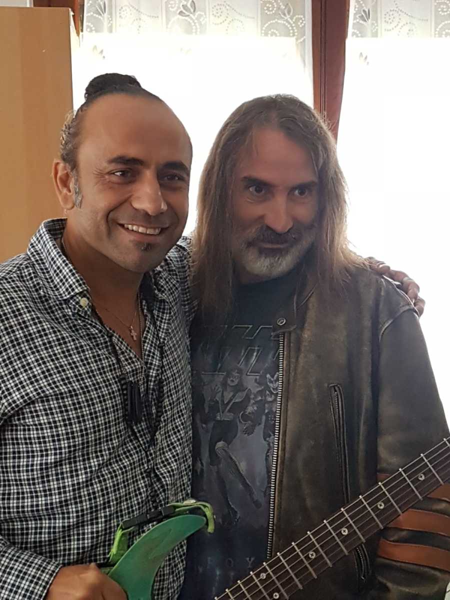 Fabio Perversi e Gio, il nostro chitarrista della "Stella Polare"